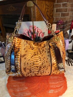 Sharif Couture NWOT Snake Print Shoulder Bag